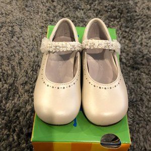 Girls Jumping Jacks Bone Leather Dress Shoes